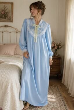 Vintage Vandemere Blue Ctn Flannel Lace Tie Front Embrdrd Cottage Core Long Robe